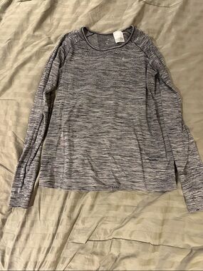 Nike Long Sleeve Heathered Black/Gray Performance Top